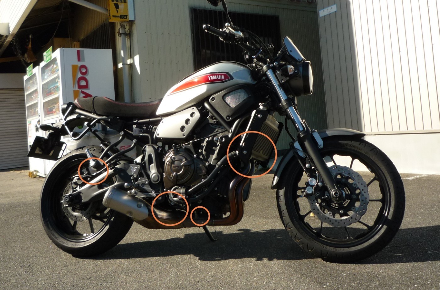 XSR700 カスタム⑥マフラー交換: ヌルライダーのバイク日記 ブルターレ 