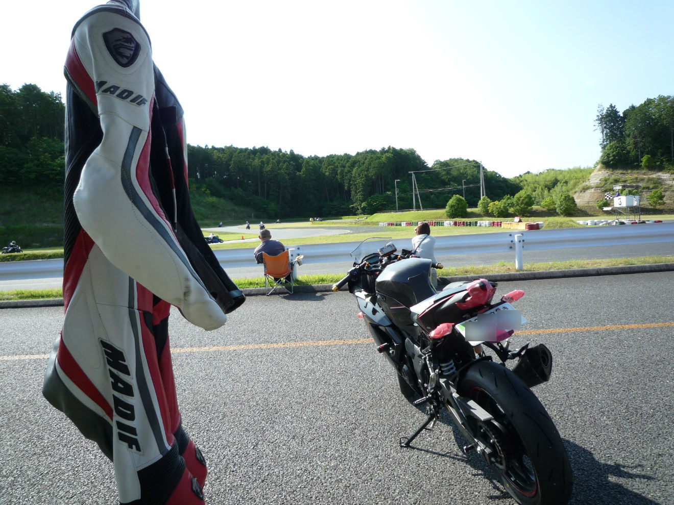 サーキットにやっと行けました ヌルライダーのバイク日記 ブルターレ１０９０ほか